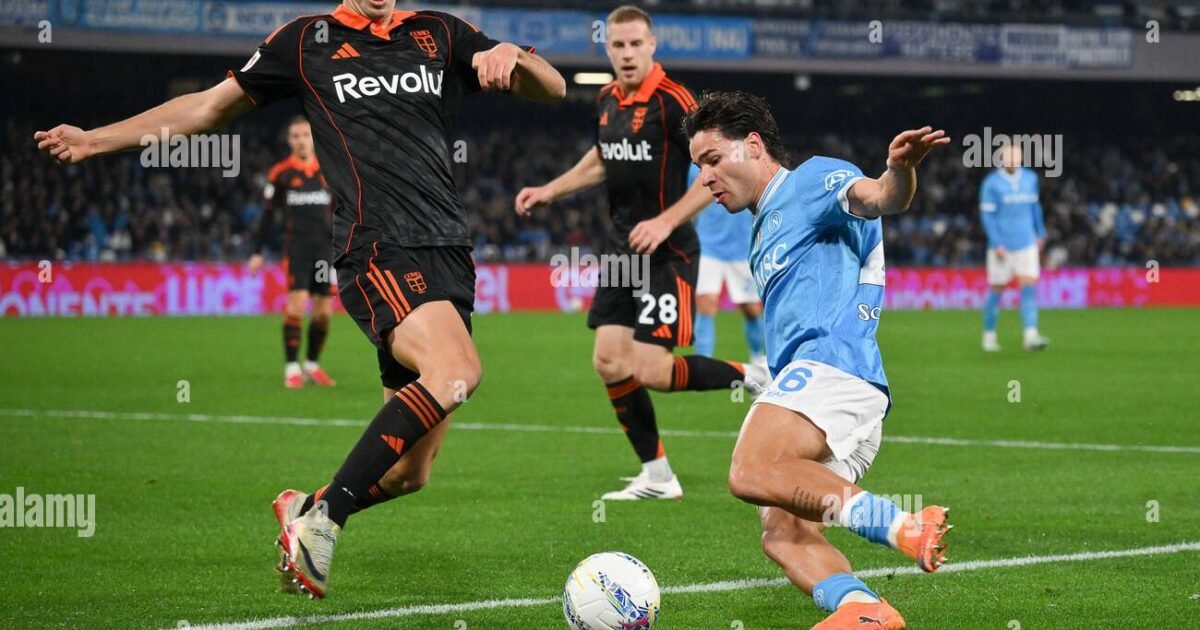 كومو يفاجئ نابولي ويهزمه 2-1 في ملعب مارادونا