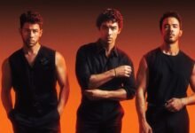 Jonas Brothers يعلنون جولة ضخمة في 45 مدينة بعد نفاد تذاكر حفلات نيويورك