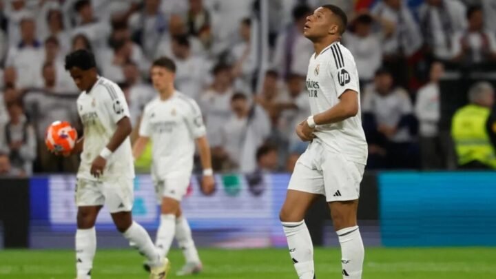 زلزال في الأولمبيكو.. ريال مدريد يقلب الطاولة على روما في 7 دقائق ويخطف انتصاراً تاريخياً برباعية قاتلة