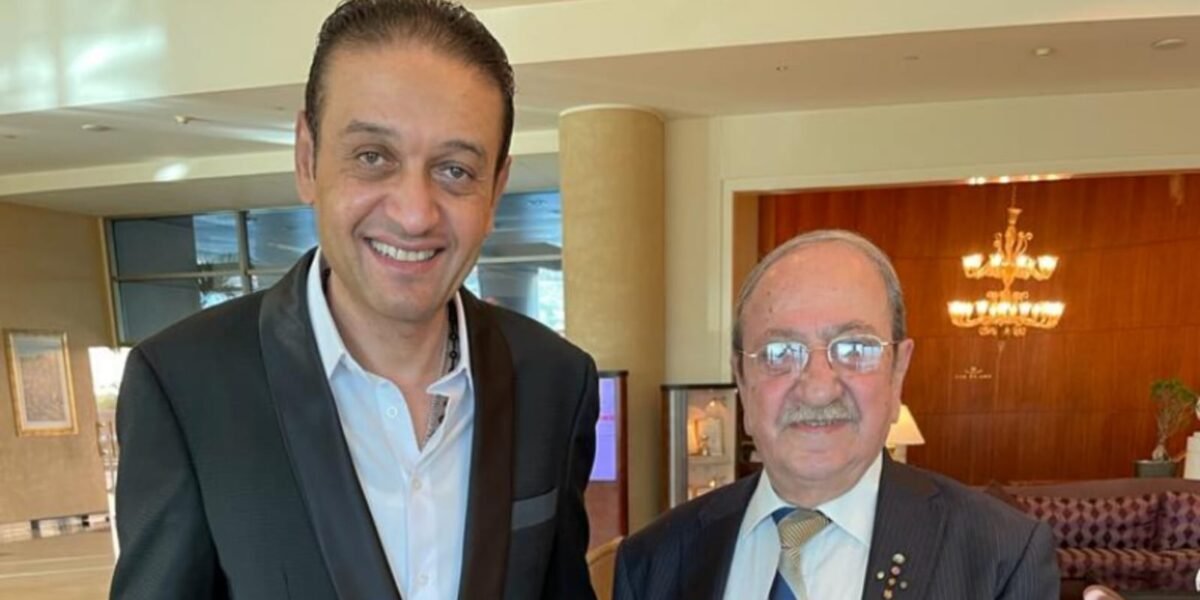 المنتج أحمد ايوب رفقة نخبة من النجوم العرب في بيروت لحضور مهرجان الزمن الجميل