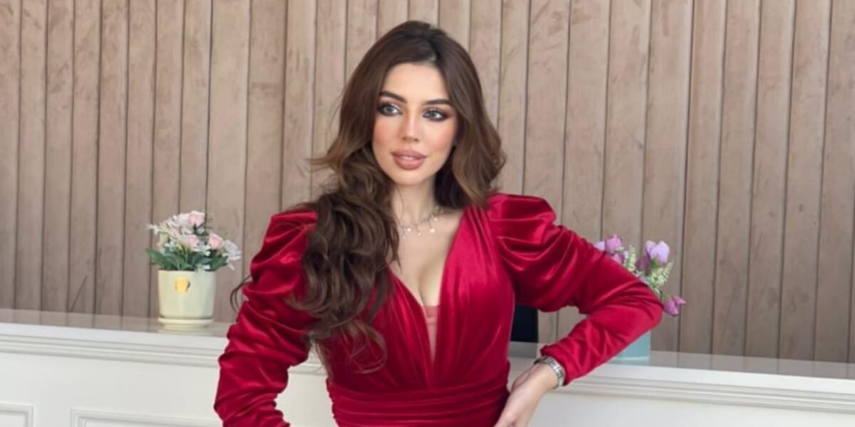 مع إنطلاق موسم الأعياد Asma Fashion توفر كافة التصاميم العصرية