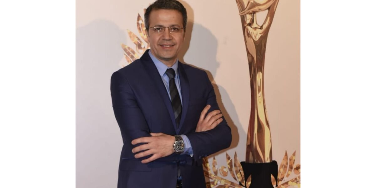 من هو الطبيب اللبناني Elie Fares؟