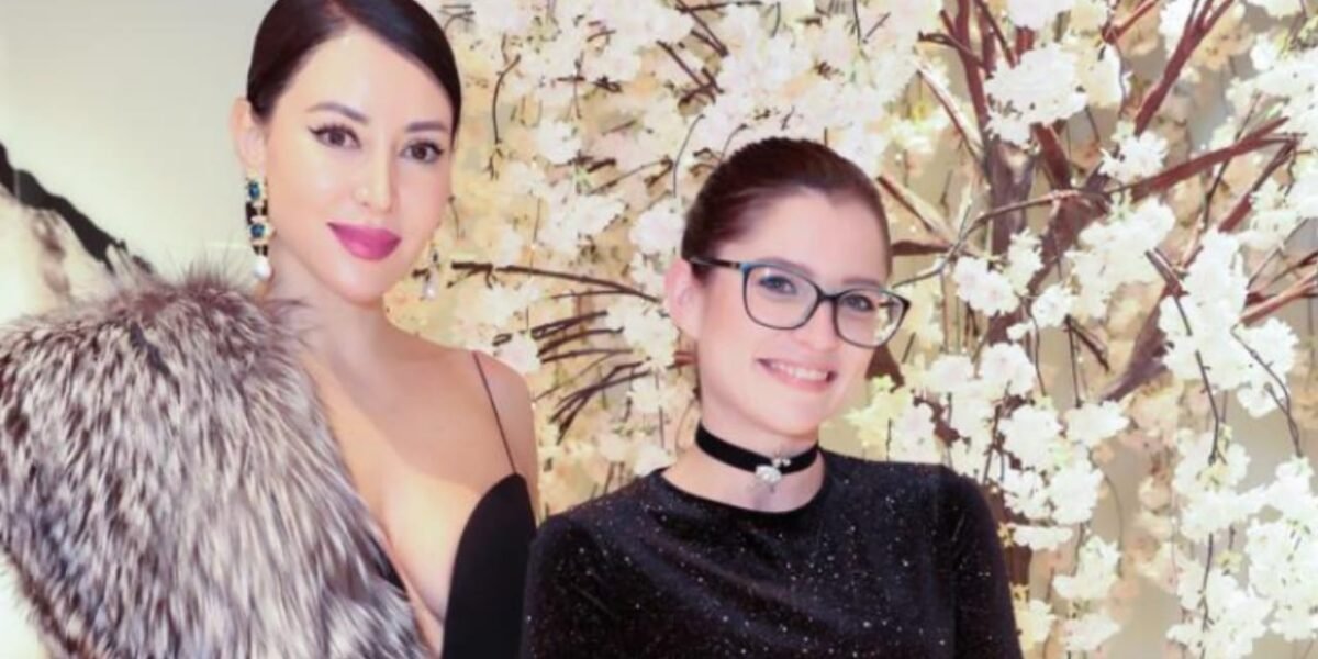 Supermodel Nesrin Sanad Sizzles In Gorgeous Black Dress At Amber Niche Ceremony