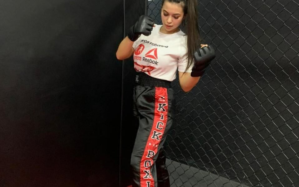 الإعلامية Maya Kawas تهوى رياضة الكيك بوكسينغ/ Kickboxing
