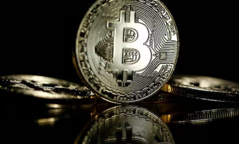 بيتكوين تكتسب خصائص الأصول التحوطية في ظل قفزات المعادن