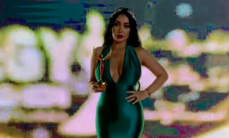 تكريم كاميليا ورد كأفضل فنانة عربية في مهرجان EGY Fashion Festival بالقاهرة