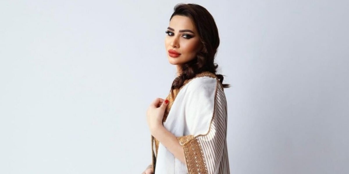 صورة مميزة: جنون الأنا كتاب من توقيع سارة شعبان