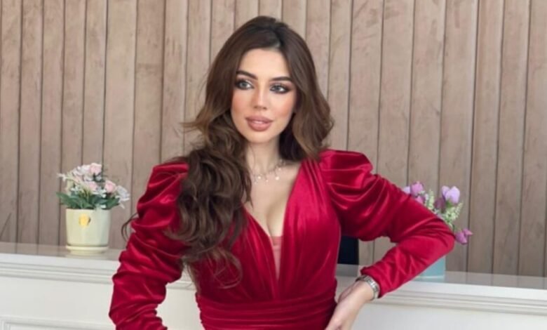 مع إنطلاق موسم الأعياد Asma Fashion توفر كافة التصاميم العصرية