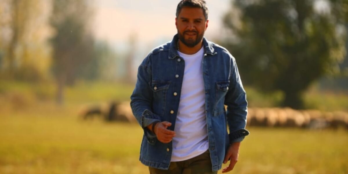 هشام الحاج يطلق تيزر كليب أغنيته يلا نفرح